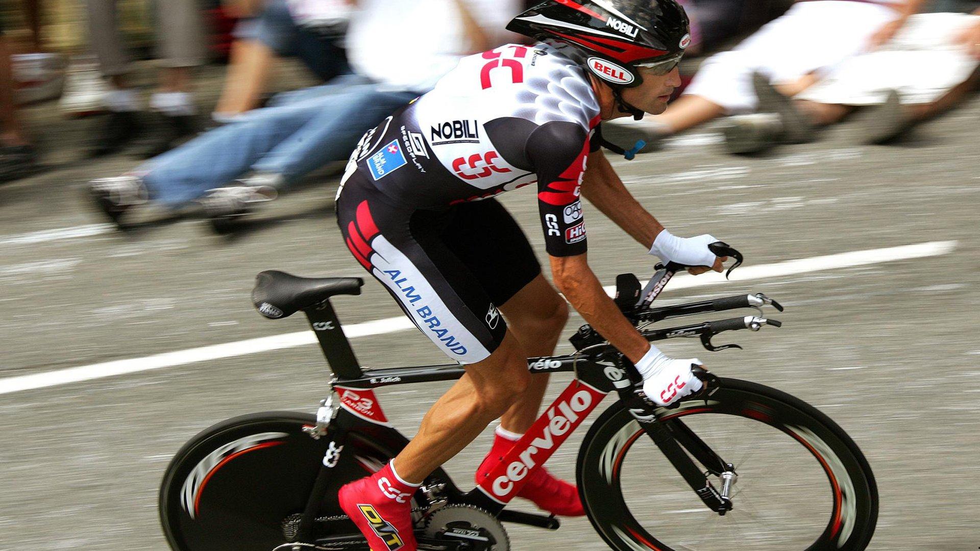 底特律活塞奇迹突围锁定季后赛 肯巴·沃克空砍62分成赛季最悲情注脚